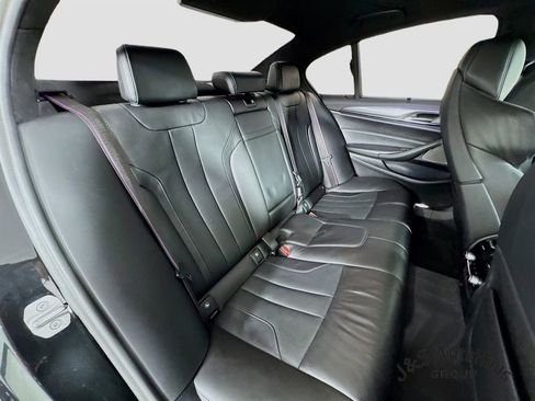 Used 2021 BMW M5 w/ Competition Package image 32