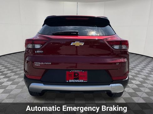 Used 2022 Chevrolet TrailBlazer LT w/ Convenience Package AWD/4WD image 4