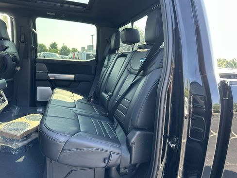 New 2025 Ford F250 Platinum w/ Tremor Off-Road Package image 30