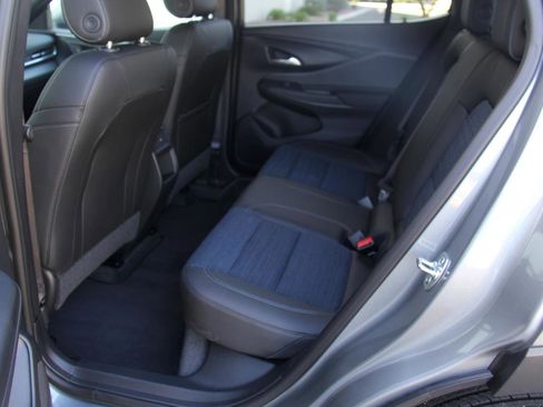 Used 2025 Buick Envista Preferred w/ Convenience I Package image 22