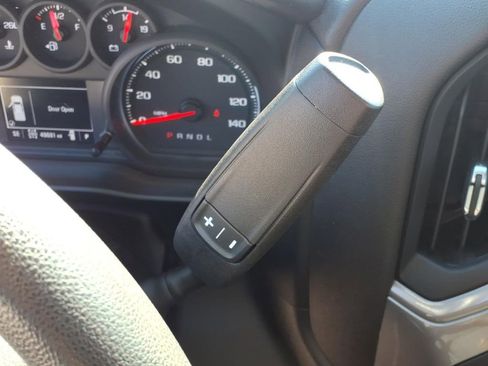 Used 2022 Chevrolet Silverado 1500 Custom image 27