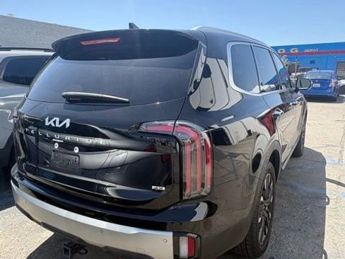 Certified 2023 Kia Telluride SX image 13