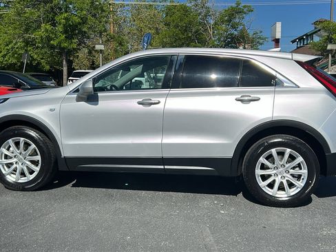 Used 2019 Cadillac XT4 Luxury FWD image 8