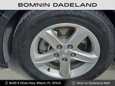 Used 2024 Chevrolet Malibu LS image 9