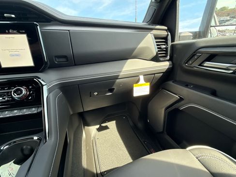 New 2026 GMC Sierra 2500 AT4X AWD/4WD image 34