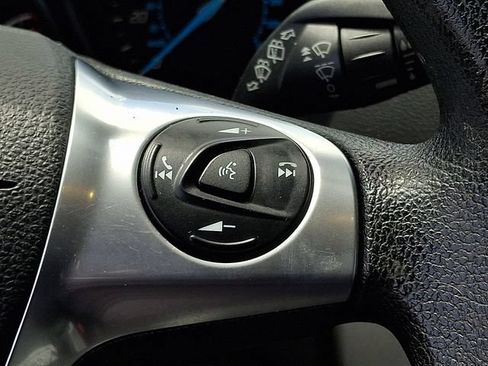 Used 2015 Ford Escape SE AWD/4WD image 18