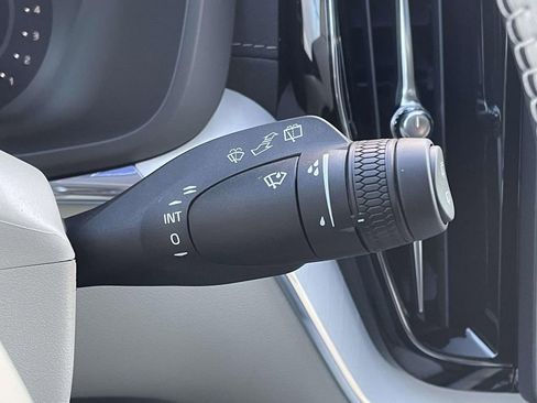 New 2026 Volvo XC60 B5 Ultra w/ Protection Package Premier image 13