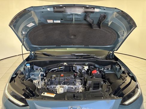 Used 2024 Honda HR-V Sport image 11