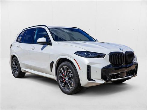 New 2026 BMW X5 xDrive50e w/ M Sport Package image 3