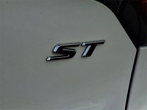 Used 2020 Buick Encore GX Select w/ Sport Touring Package image 31