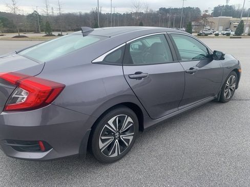 Used 2017 Honda Civic EX-L image 8