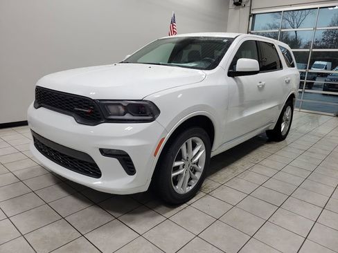 Used 2022 Dodge Durango GT image 2