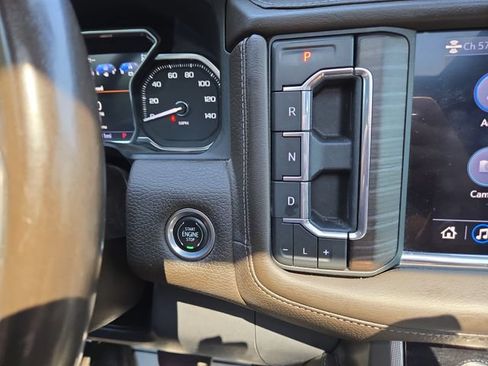 Used 2021 GMC Yukon XL Denali w/ Denali Ultimate Package AWD/4WD image 22
