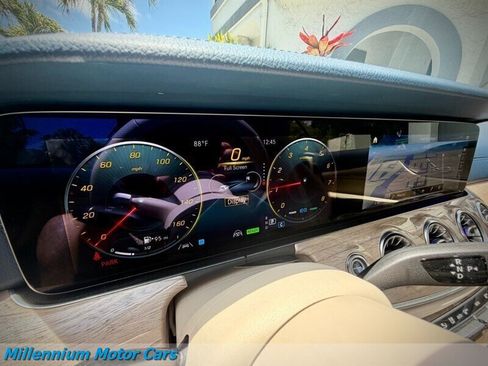 Used 2023 Mercedes-Benz E 450 Cabriolet image 33