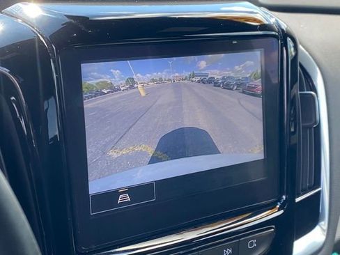 Certified 2023 Chevrolet Traverse LT image 12