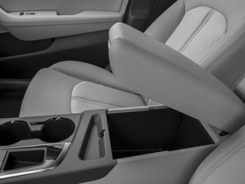 Used 2016 Hyundai Sonata SE FWD image 9