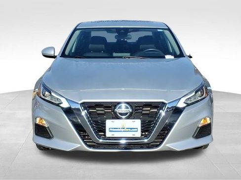 Used 2022 Nissan Altima 2.5 SV w/ SV Premium Package image 15