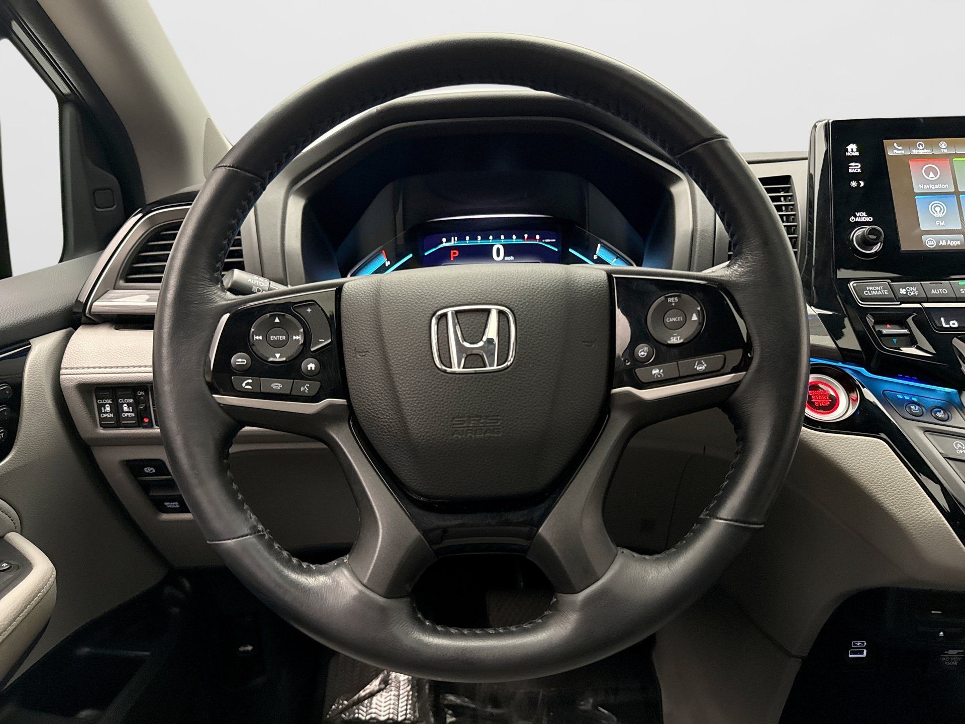 Used 2024 Honda Odyssey Elite image 12