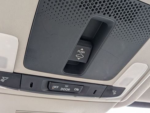 Used 2024 Honda CR-V EX image 18