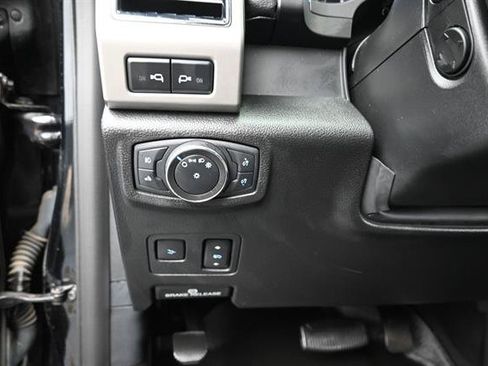 Certified 2021 Ford F250 Lariat w/ Tremor Off-Road Package AWD/4WD image 9