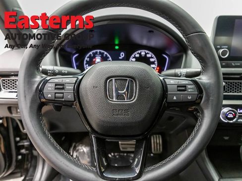 Used 2023 Honda Civic Sport image 10