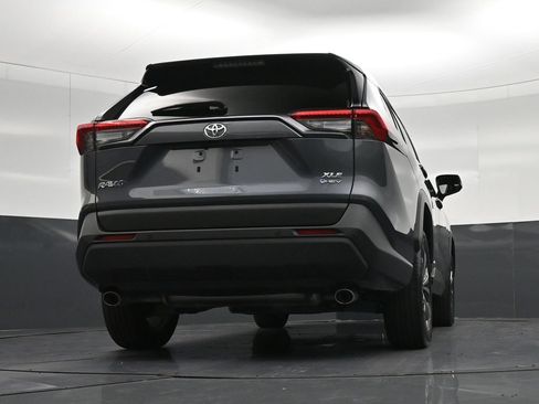 Used 2025 Toyota RAV4 XLE Premium w/ Weather Package AWD/4WD image 27