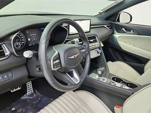 Used 2025 Genesis G70 2.5T w/ Sport Prestige Package image 18