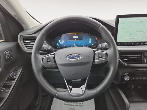 Used 2024 Ford Escape Platinum AWD/4WD image 12