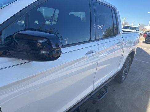 Used 2021 Honda Ridgeline Sport image 5