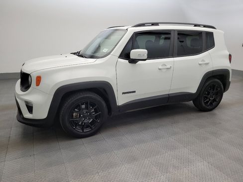 Used 2020 Jeep Renegade Altitude FWD image 2