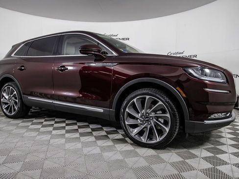 Used 2022 Lincoln Nautilus Reserve w/ Equipment Group 202A AWD/4WD image 2