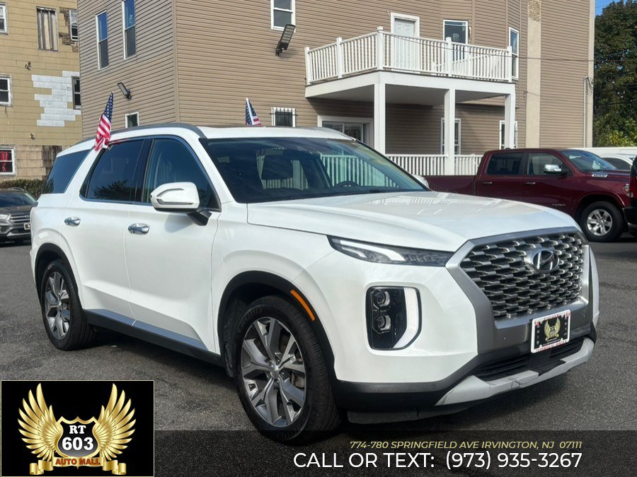 Used 2022 Hyundai Palisade SEL w/ Premium Package AWD/4WD image 3