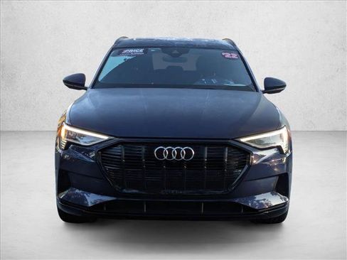 Used 2022 Audi e-tron Premium w/ Convenience Plus Package AWD/4WD image 2