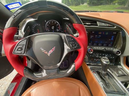 Used 2015 Chevrolet Corvette Stingray Coupe w/ 3LT Preferred Equipment Group RWD image 10