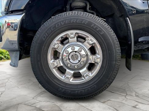 Used 2016 Ford F350 Lariat w/ Lariat Ultimate Package image 9