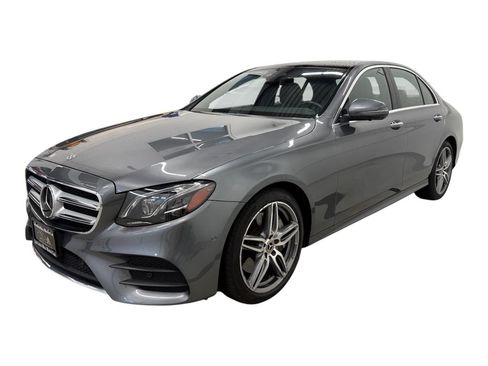 Used 2019 Mercedes-Benz E 300 4MATIC image 7