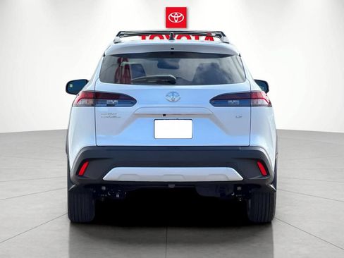 New 2026 Toyota Corolla Cross LE FWD image 4