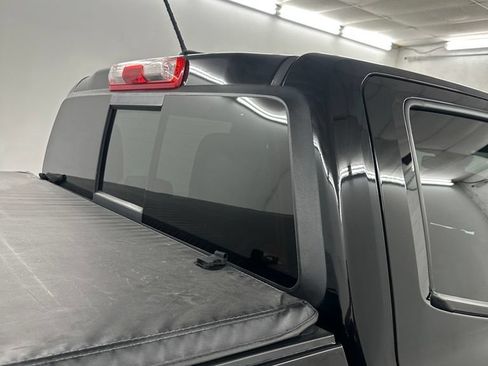 Used 2023 Chevrolet Colorado Z71 w/ Z71 Convenience Package 2 AWD/4WD image 27