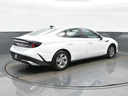 Certified 2026 Hyundai Sonata SE FWD image 6