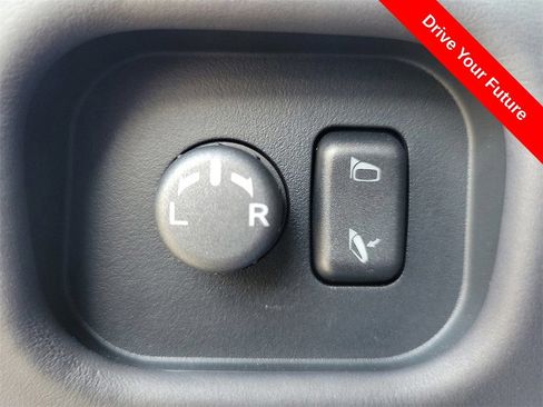 Used 2024 Nissan GT-R Premium w/ Premium Interior Package AWD/4WD image 17