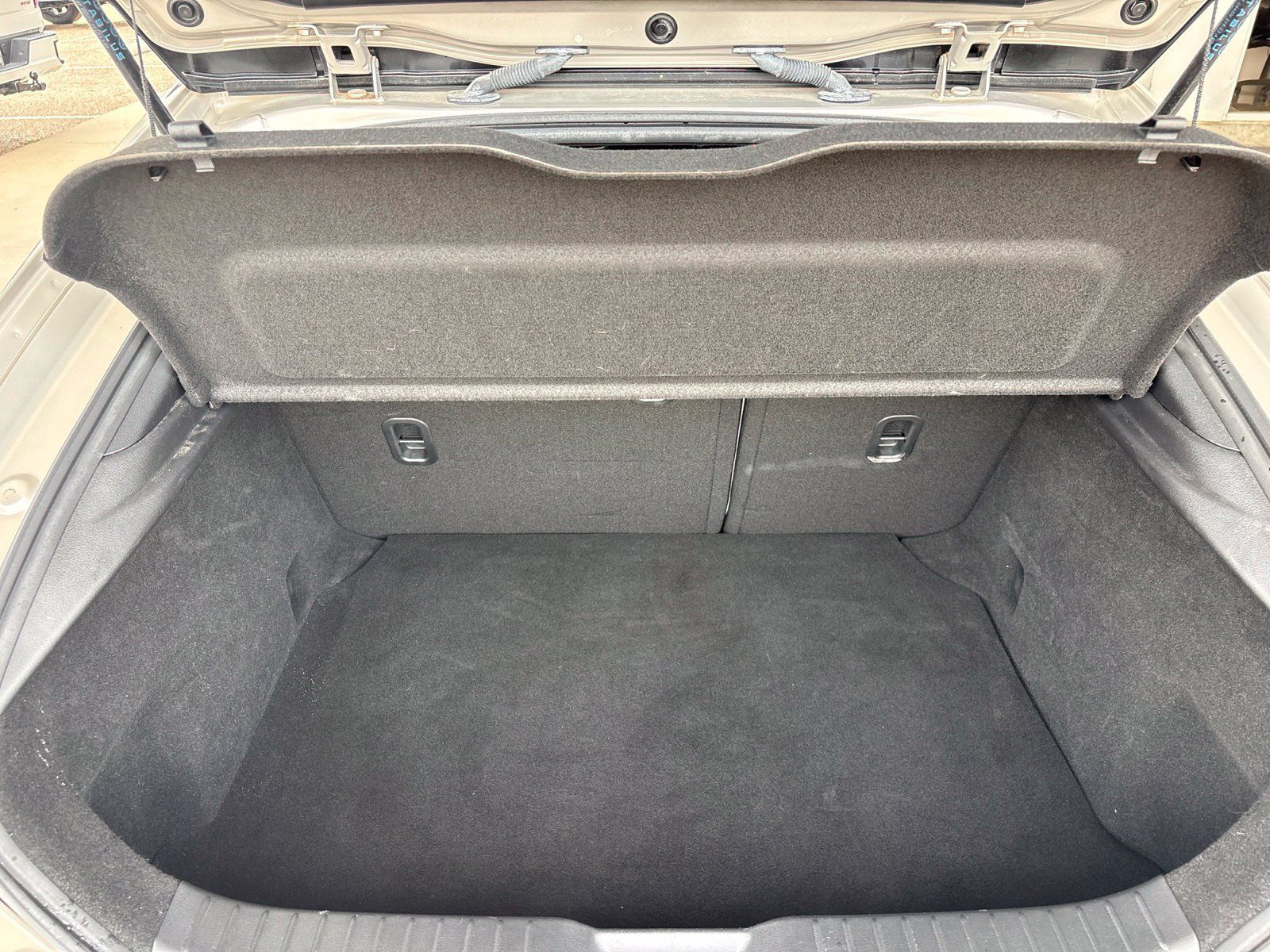 Used 2024 MAZDA MAZDA3 s FWD image 15