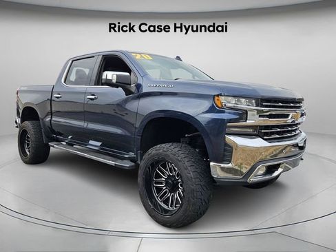 Used 2020 Chevrolet Silverado 1500 LTZ w/ LTZ Premium Package image 9