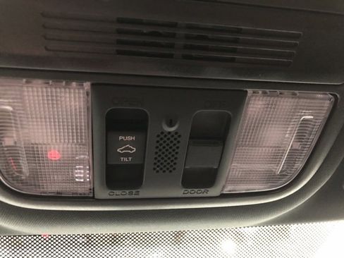 Used 2019 Honda Civic Si image 19