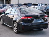 Used 2022 Toyota Corolla LE image 6