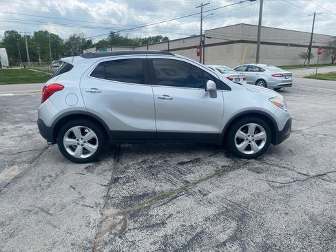 Used 2015 Buick Encore FWD image 3