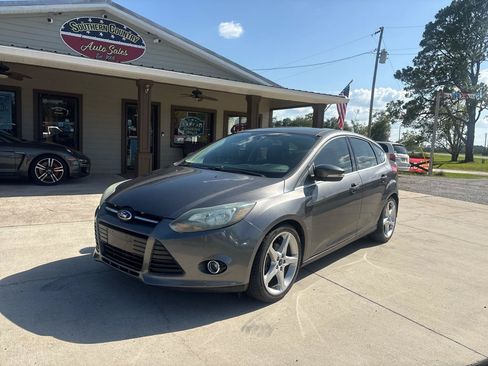 Used 2014 Ford Focus Titanium FWD image 1
