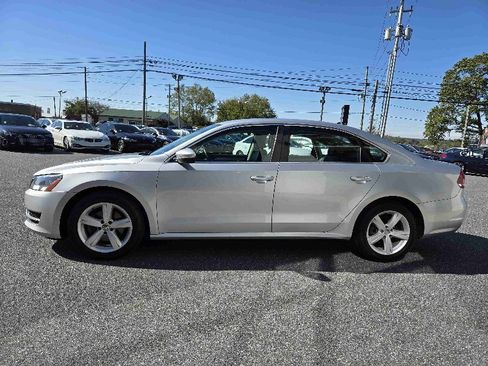 Used 2012 Volkswagen Passat 2.5 SE image 6