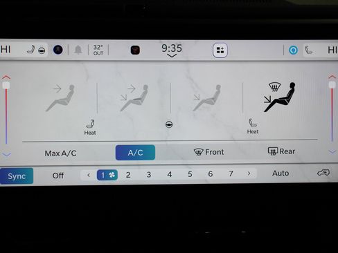 New 2025 Jeep Wrangler Unlimited Sahara w/ Technology Group AWD/4WD image 14