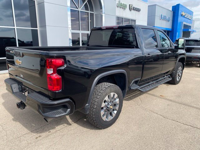 Used 2025 Chevrolet Silverado 2500 Custom w/ Custom Convenience Package AWD/4WD image 3