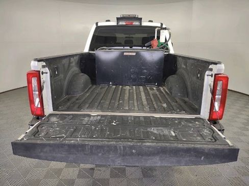 Used 2023 Ford F250 XL w/ FX4 Off-Road Package AWD/4WD image 9
